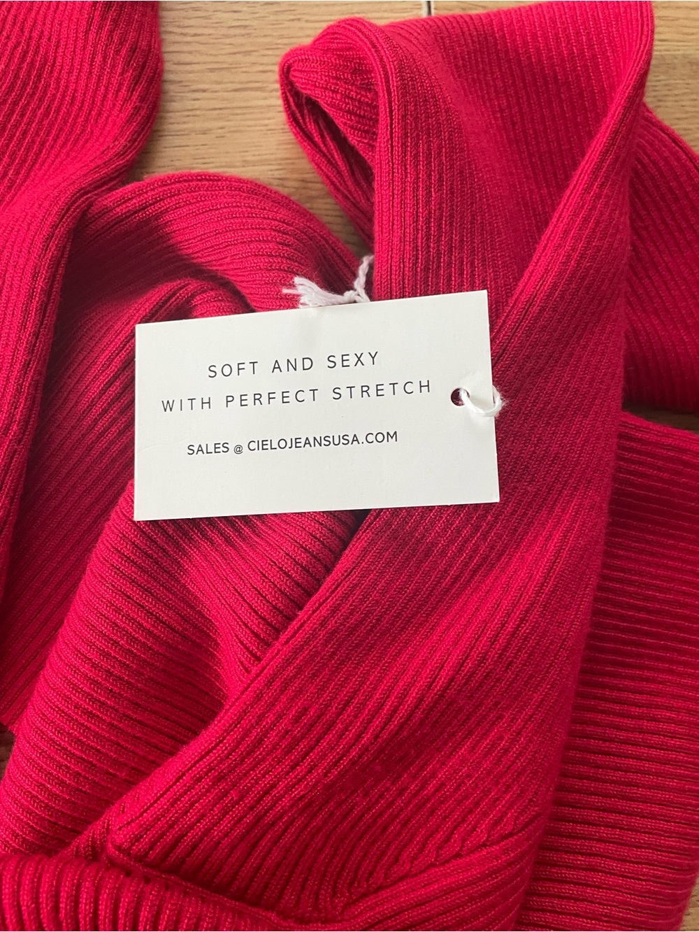 Cielo Red Ribbed Turtleneck Sweater - Picture 4 of 7